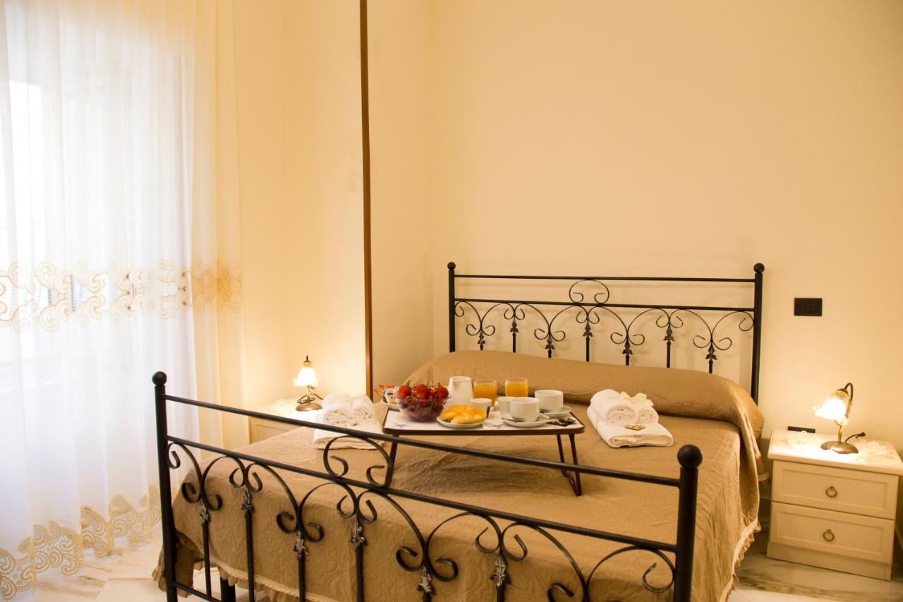 B&B Serena กาสเตลลัมมาเร ดิ สตาเบีย ภายนอก รูปภาพ