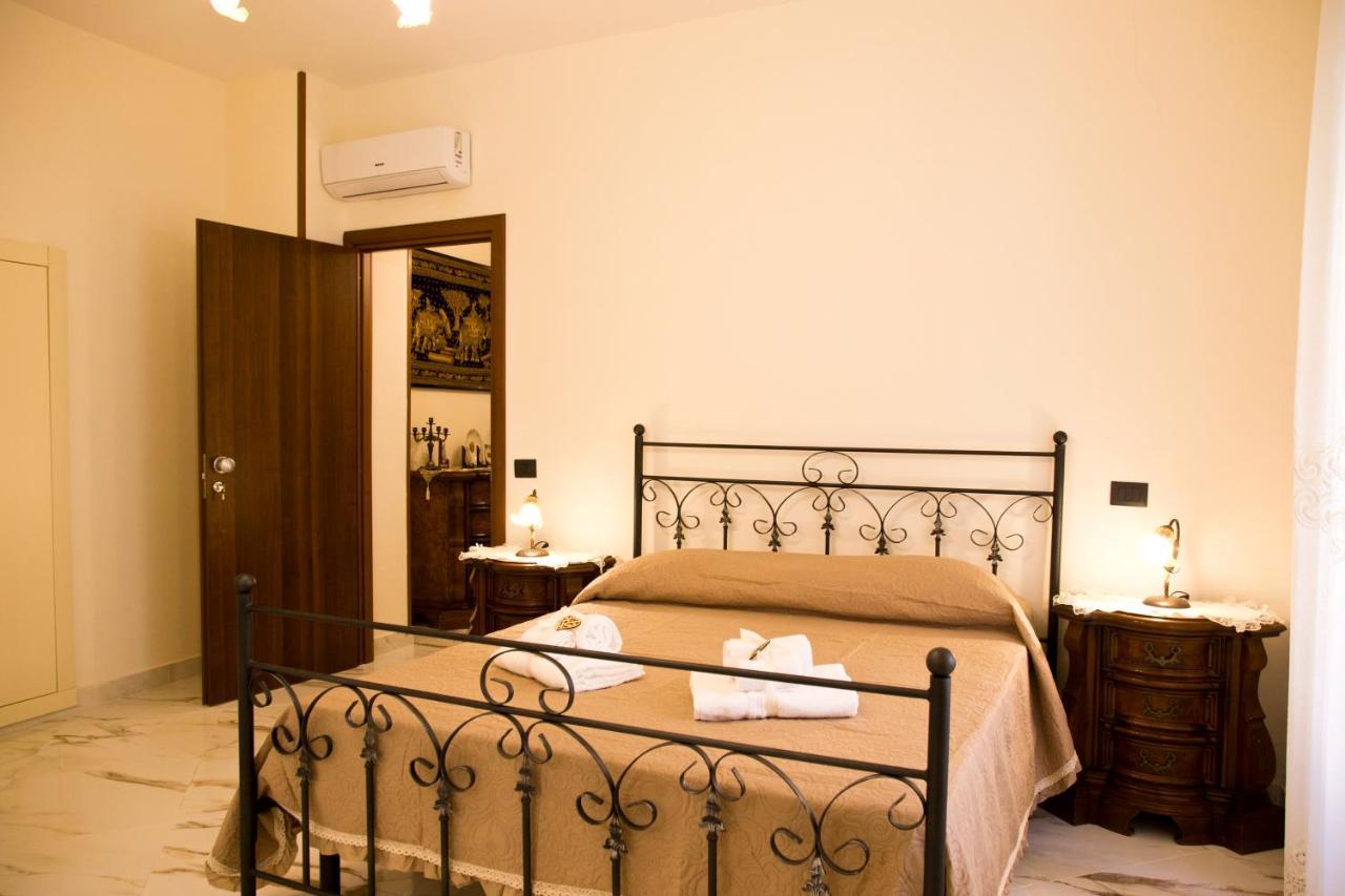 B&B Serena กาสเตลลัมมาเร ดิ สตาเบีย ภายนอก รูปภาพ