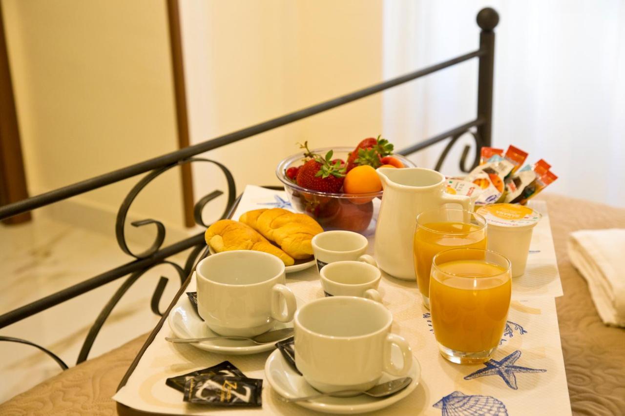 B&B Serena กาสเตลลัมมาเร ดิ สตาเบีย ภายนอก รูปภาพ